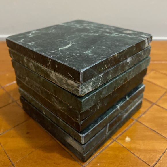 Set of 4 Green Marble Coasters - Picture 2 of 4